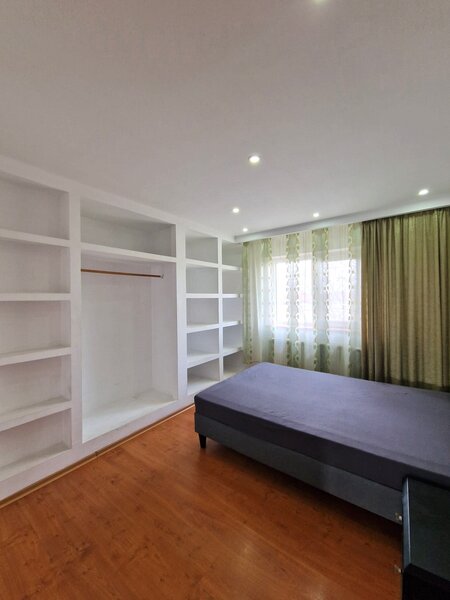 Popesti-Leordeni, strada Garian Alexandru, apartament de 4 camere,